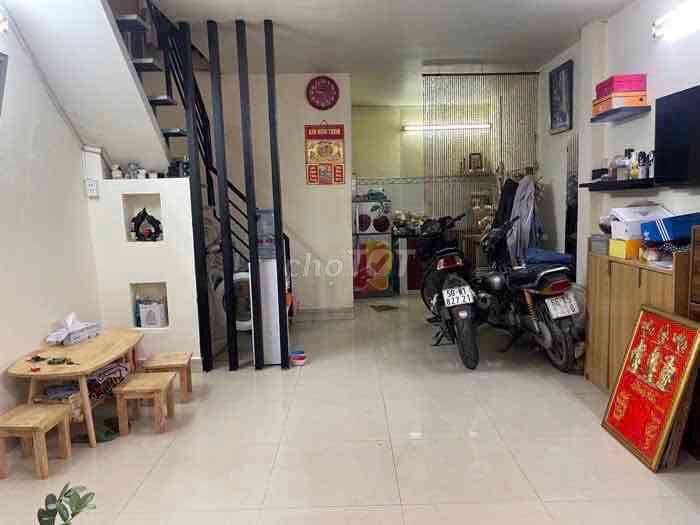 Bán nhà Bình Trị Đông 32m2, 4x8m, 2 tầng, 2pn, sổ hr, hẻm thông thoáng - Ảnh 3