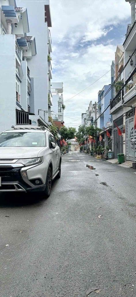 NHÀ 4 TẦNG KDC VĨNH LỘC- LIÊN KHU 4.5- CẠNH CHỢ BÌNH THÀNH- HẺM XE HƠI