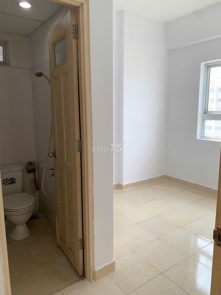 BÁN CĂN TẦNG 6 HQC PLAZA NHÀ TRỐNG DỌN NGAY - Ảnh 2