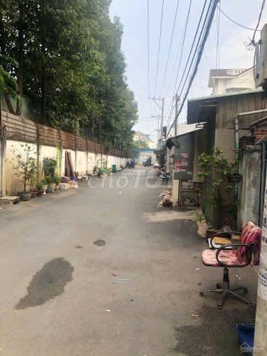GIA ĐÌNH TÔI CẦN TIỀN NÊN MUỐN CHUYỂN NHƯỢNG LÔ ĐẤT FULL THỔ CƯ