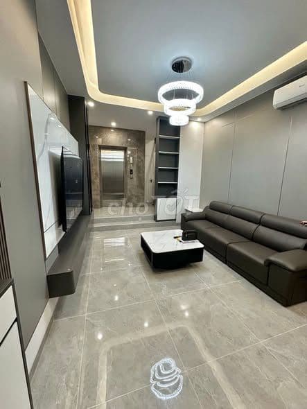 bán nhà 36m² Lò Đúc thang máy giá 10.8 tỷ