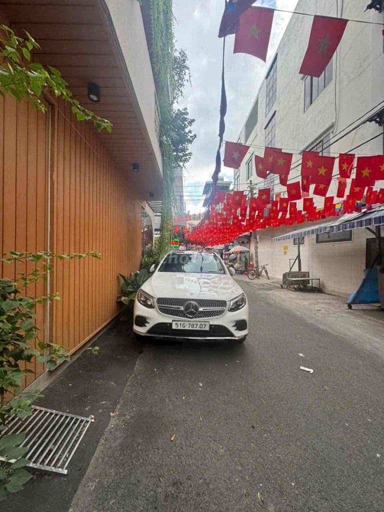 Bán nhà hẻm nhựa xe hơi tránh đường Vĩnh Hội - Ảnh 2