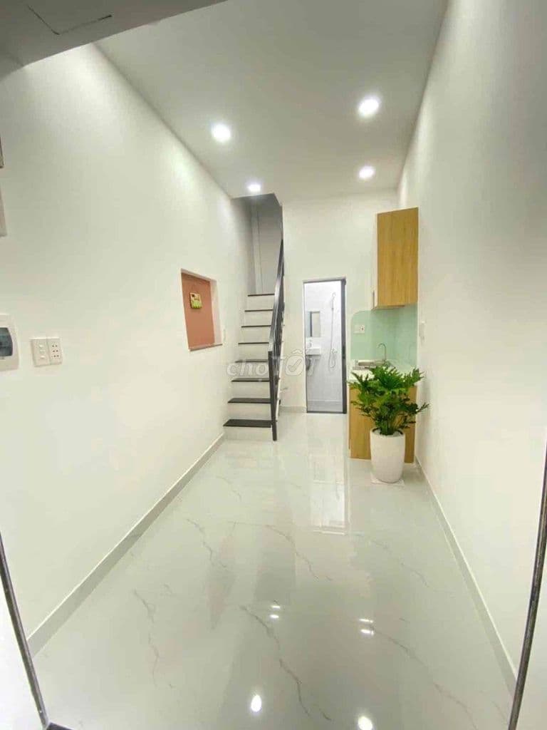 Bình Thạnh 3 tầng chỉ hơn 2 t.ỉ xíu- ko quy hoạch, ko lộ giới, sổ hồ