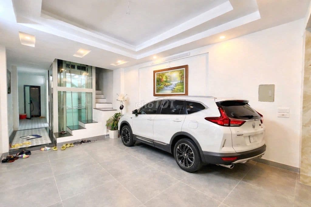 Phân Lô Quân Đội, Vĩnh Phúc - Ba Đình - Ô tô để trong nhà - 40m x5T