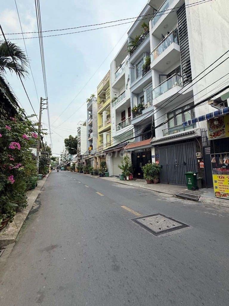 chủ ngộp bank cần bán gấp nhà 55m2,giá nhỉnh 5 tỷ