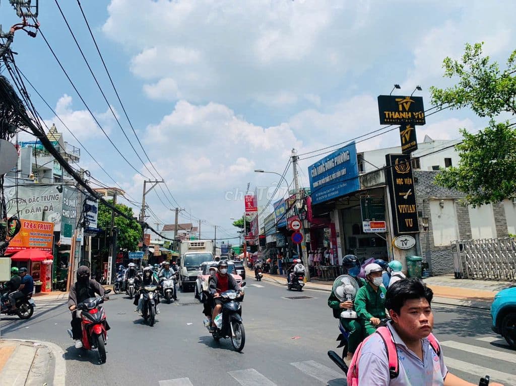HIẾM- LÔ ĐẤT SÁT MT KHA VẠN CÂN- TRUNG TÂM TĐ- HXH NÉ NHAU- 5.5 TỶ
