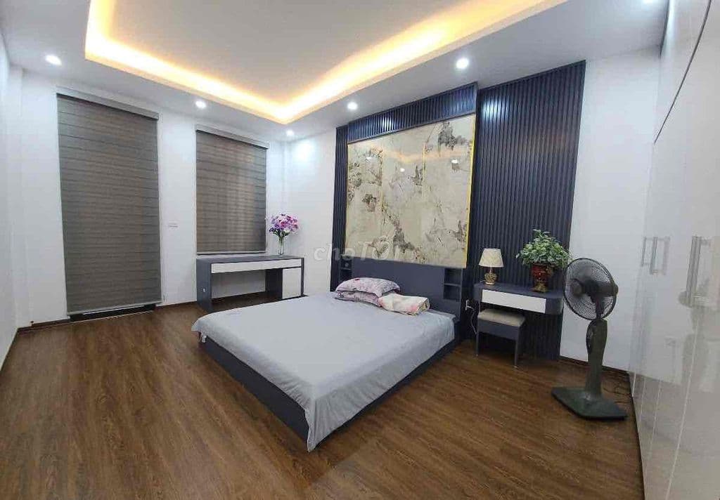 30m ra mặt phố Minh Khai, ngõ nông rộng, tặng NT, dt 40m*5T. 7,9T. - Ảnh 2