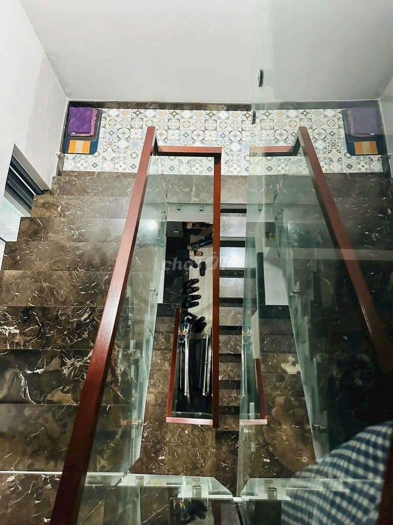 Cần Bán Nhà 5x36m 1 Trệt 2 Lầu Sân Thượng + Hầm Giữ Xe Ngay Chơk Chữ S - Ảnh 2