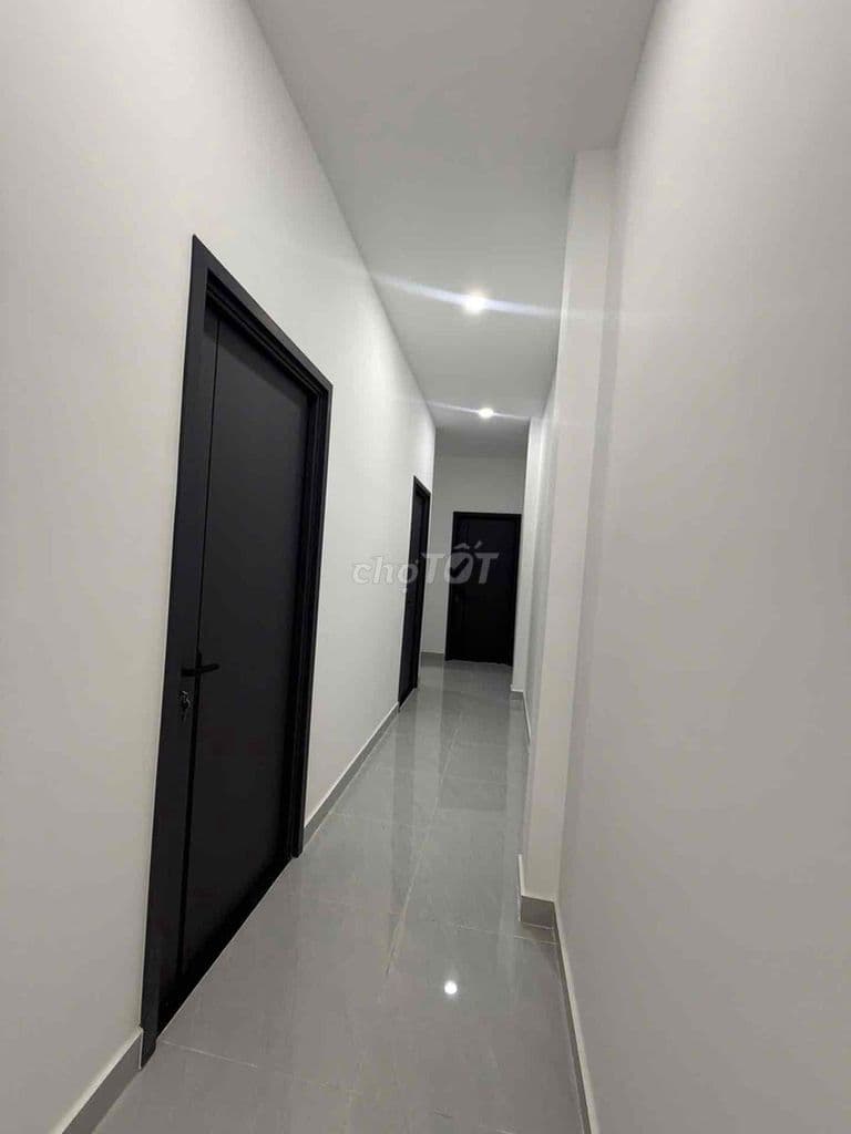 Bán nhà cấp 4, 1 tầng, SHR DT 81m2, giá 4,89 tỷ TL chính chủ - Ảnh 2