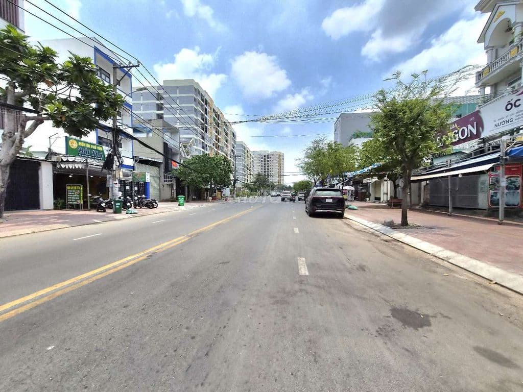 Lô Góc 90M², Hxh - Man Thiện, Quận 9.