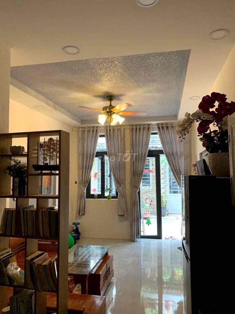 BÁN NHÀ 1 TRỆT 2 LẦU 3 PHÒNG NGỦ GIÁ 1 TỶ 580 TRIỆU