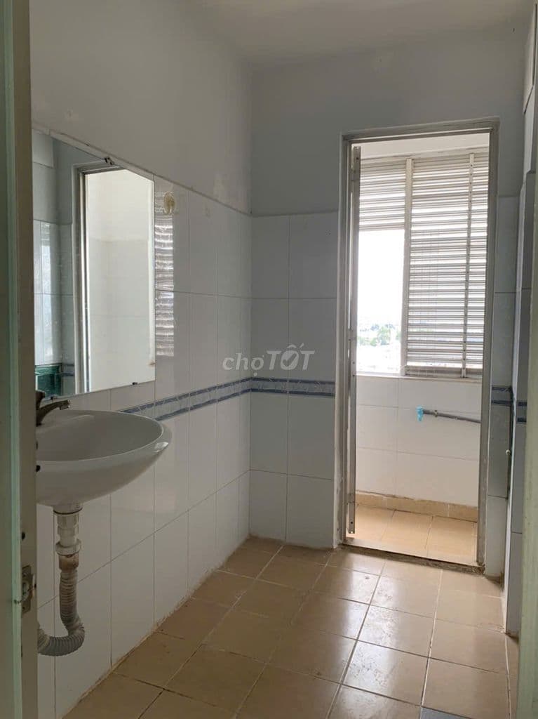Bán căn hộ Bàu Cát 2 Tân Bình - lầu 2, 2PN 1WC giá 2,4 tỷ VNĐ - Ảnh 3
