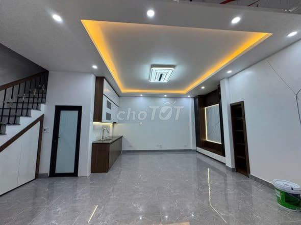 bán nhà 5 tầng Cầu Giấy mặt ngõ kinh doanh - Ảnh 2