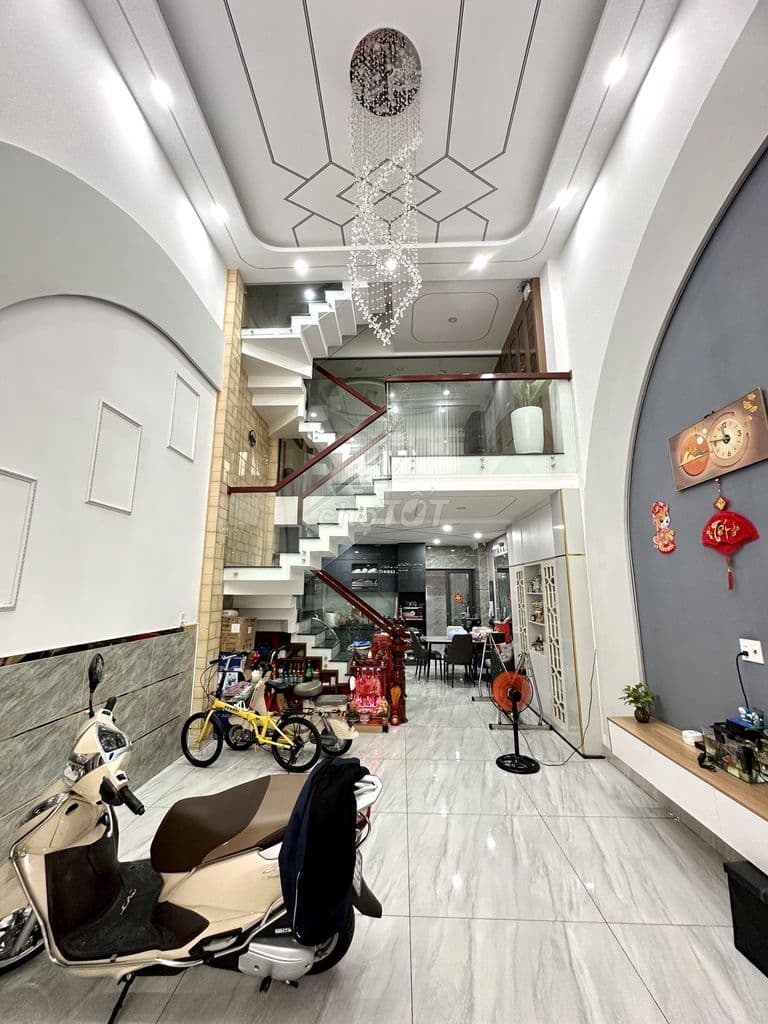 Nhà ĐẸP 4.5 tấm 4,5x12 LÊ VĂN QUỚI - Ảnh 2