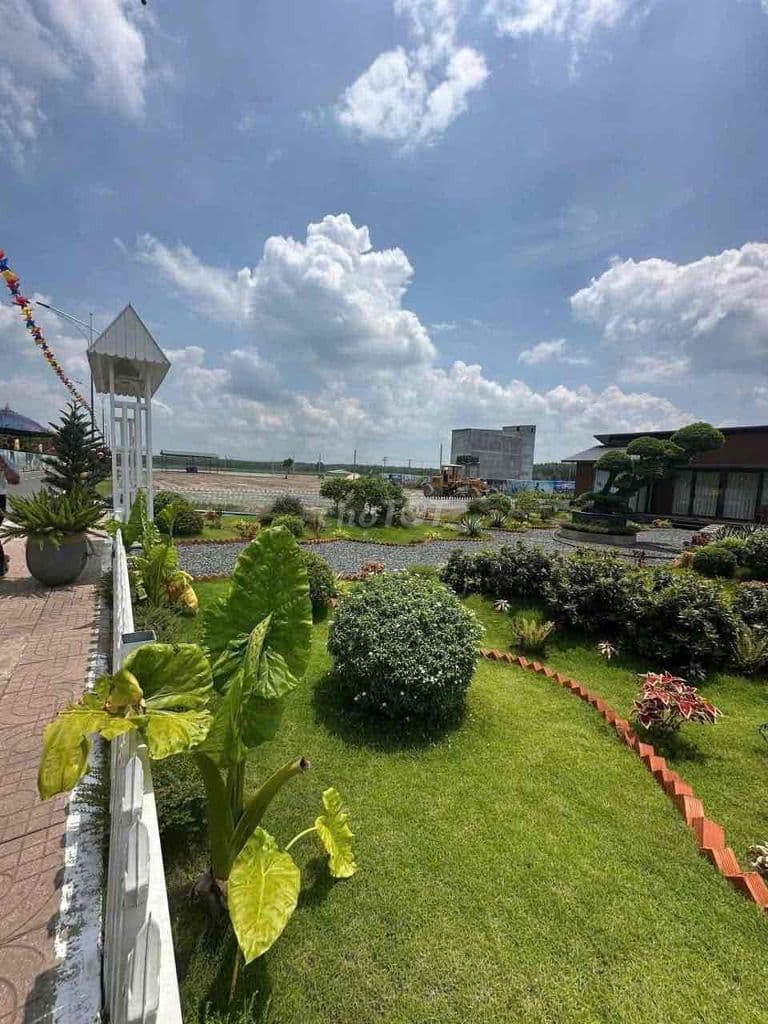 CÓ LÔ ĐẤT CẦN BÁN
