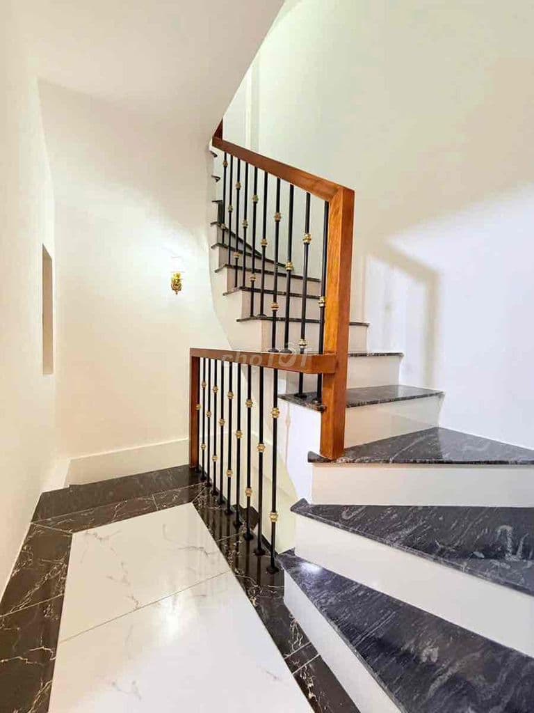 102 Phố Quan Nhân, nhà đẹp ở luôn, ngõ xe 3 gác, dt 38m*5 tầng - Ảnh 3