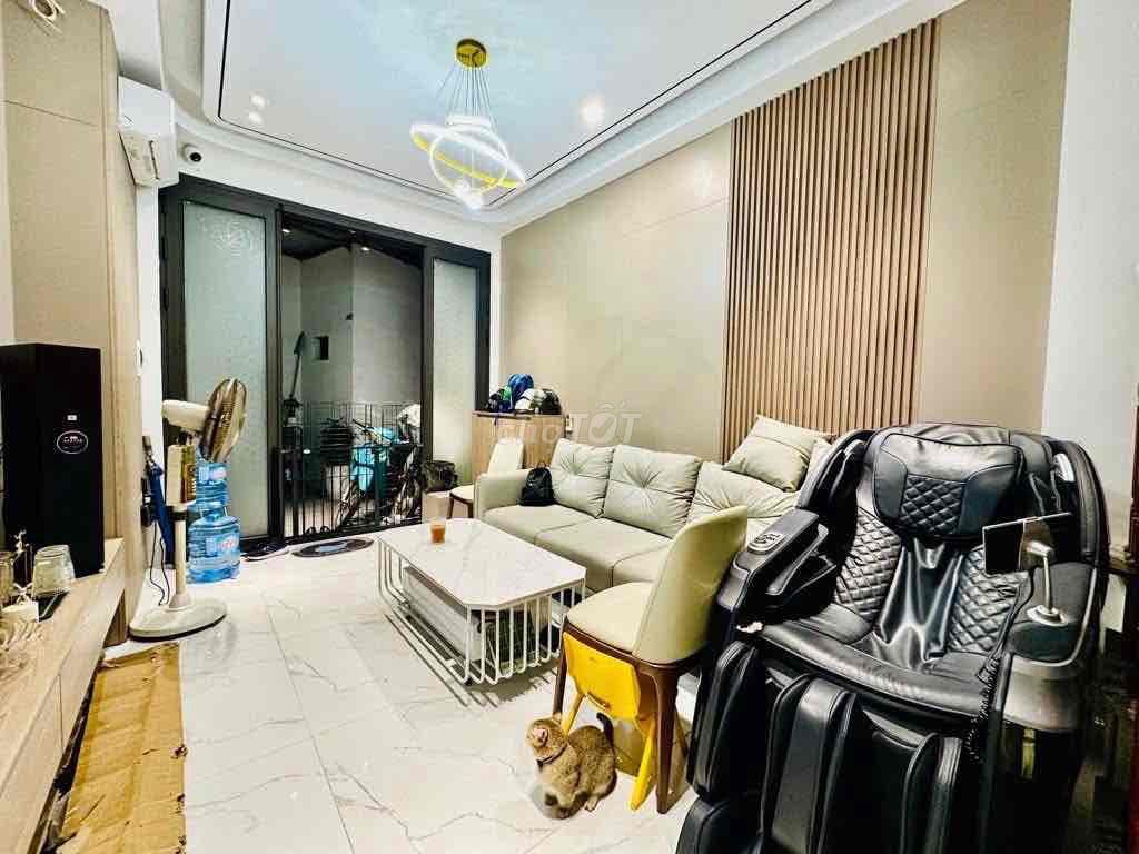 SIÊU PHẨM VIỆT HƯNG - Ô TÔ 7 CHỖ ĐỖ CỬA - DÒNG TIỀN 6 TỶ - Ảnh 3