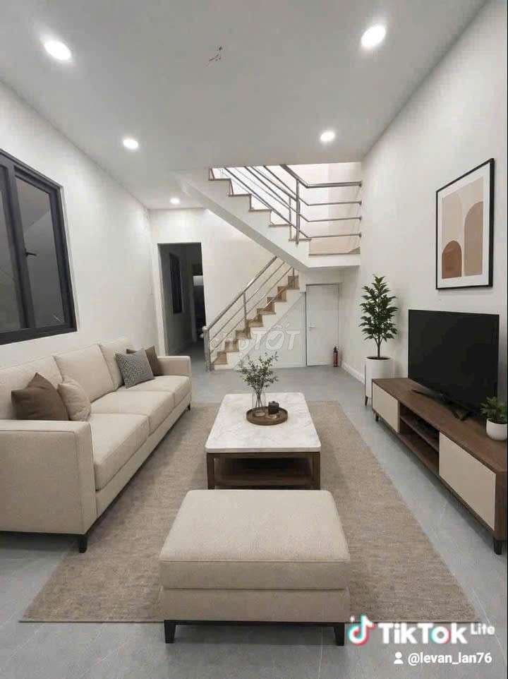 Bán nhà Đông Hưng Thuận, 4.5x15m, 2 tầng, chỉ 4.65 tỷ, quận 12
