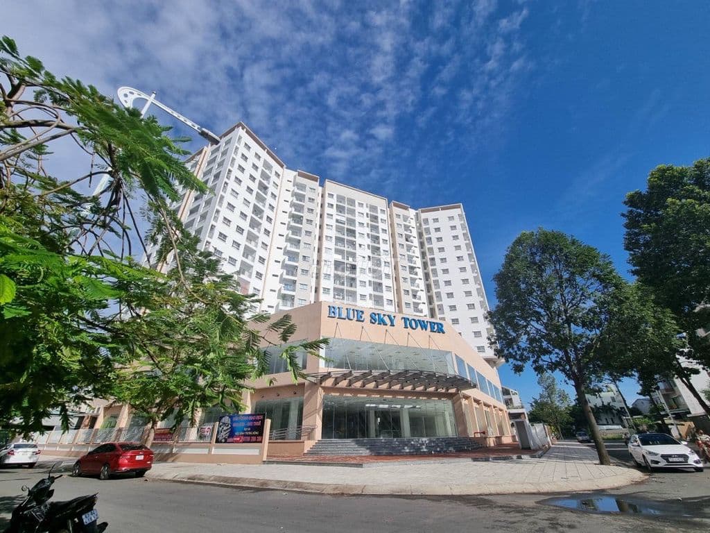 Chung cư Blue sky Tower căn thương mại giá 2.7 tỷ