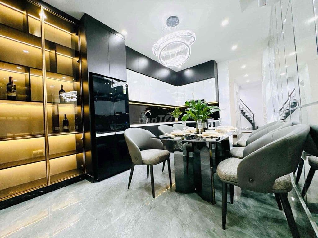 Bạch Mai cách 3 nhà ra phố, nhà đẹp full nội thất, 40mx5T giá tốt nhât - Ảnh 3