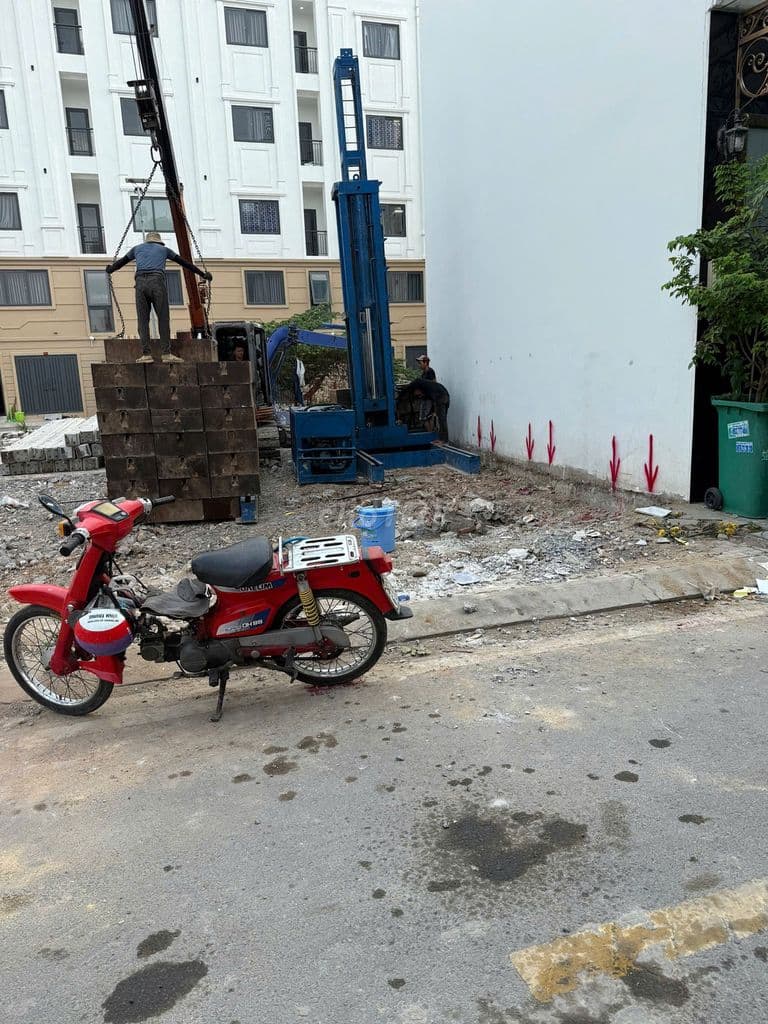 CHÍNH CHỦ CẦN BÁN NHANH CẶP NỀN HẺM NHỰA 131 Tây Lân