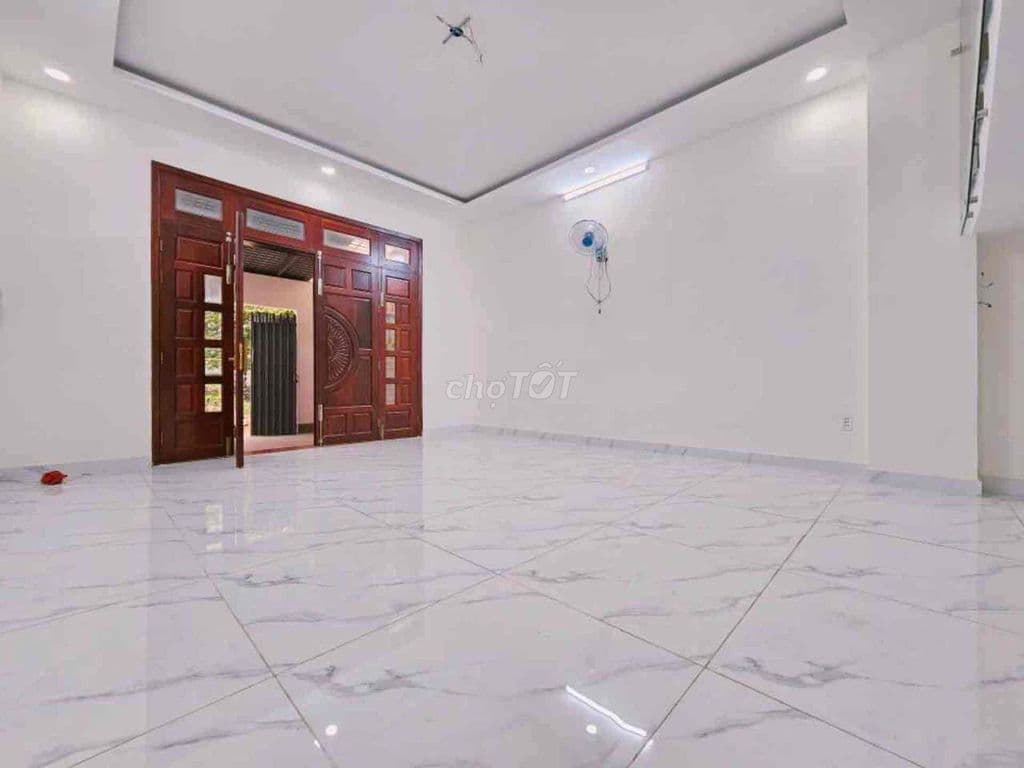 Nhà 3 tầng HXH ngay Kha Vạn Cân Phạm Văn Đồng Linh Đông Thủ Đức - Ảnh 2
