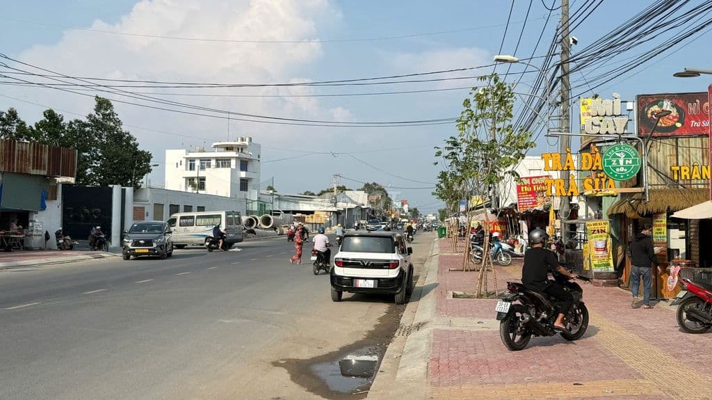 BÁN NỀN MT KINH DOANH SẦM UẤT ĐƯỜNG LÒ LU - 12,7 TỶ/98M2 - Ảnh 3