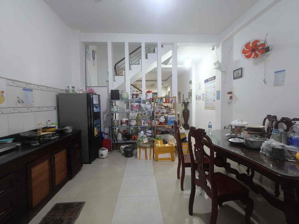 CHDV Ngay Cao đẳng công thương 128m2ngang 5 11 tỷ