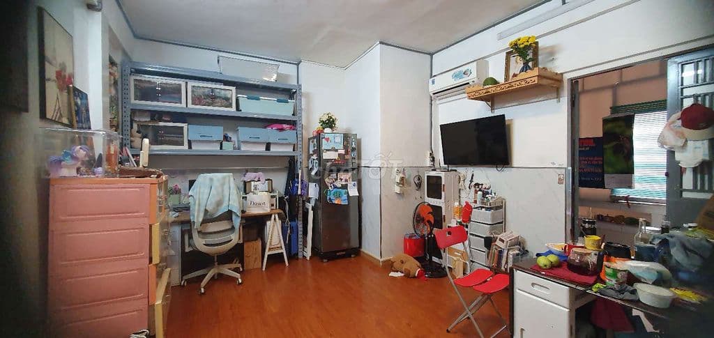 Bán căn hộ Phố Đi Bộ Quận 1