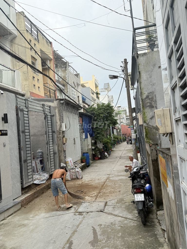 Ngộp ngân hàng cần bán gấp nhà Lê Đình Cẩn 1 triệt 3 lầu giá 6.8Tỷ TL - Ảnh 3