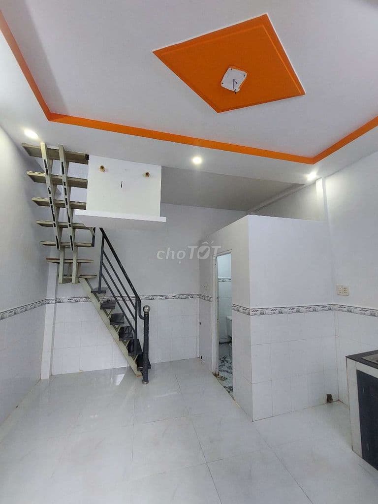 Bán nhà đường Phạm Hùng C2 DT.4m×4m3 } 1 Lầu 1 Phòng 1 toilet hẽm 3m5 - Ảnh 2