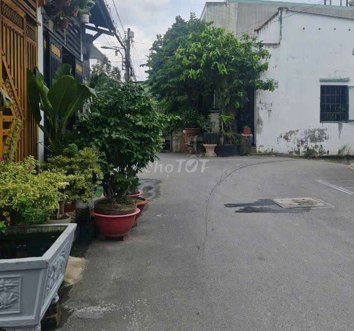 BÁN NHÀ Tô Ký/ 5X17M HẠ còn 𝟰TỶ1, HẺM NHỰA gần Mặt Tiền Tô Ký Q12 - Ảnh 2