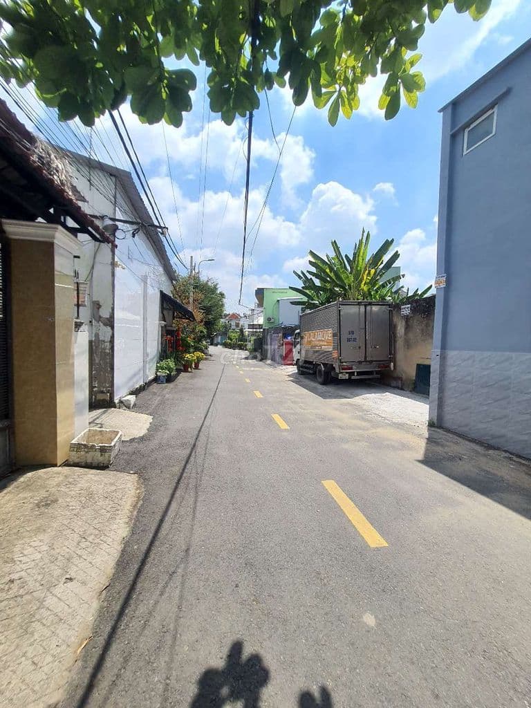 Mặt Tiền Đ. LK - Lê Văn Việt, TNP A, Ngang 5M - Ảnh 3