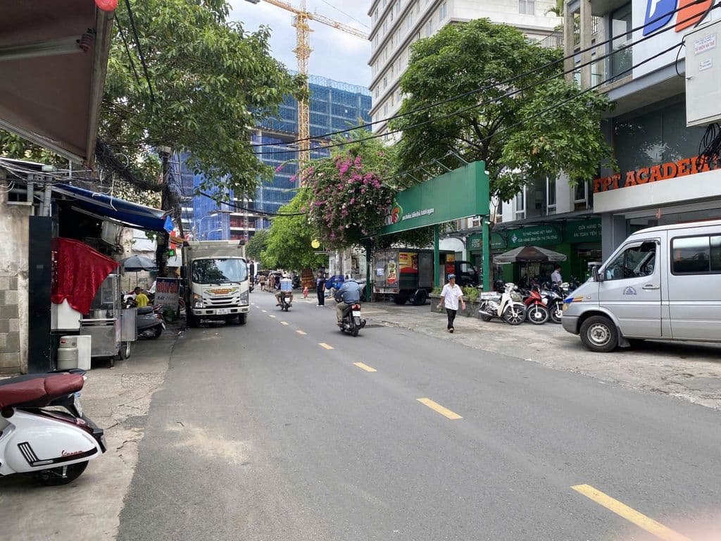 Mặt tiền Nguyên Hồng, Gò Vấp, 225m2, nở hậu, chỉ 35 tỷ TL - Ảnh 2