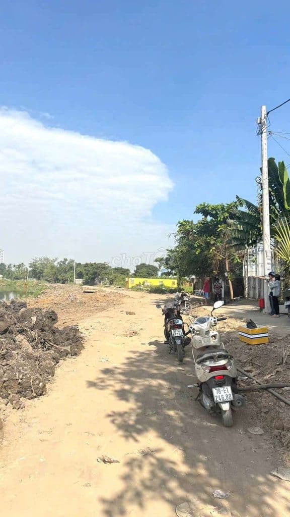 Đất View 2mt Sông Vàm Thuật APD DT 5X30 giá 15 tỷ nhìn GV - Ảnh 2