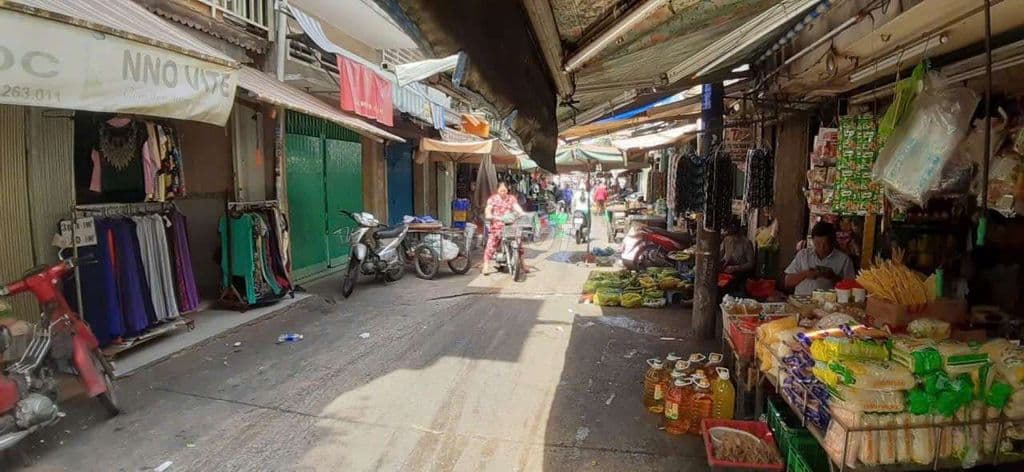 bán nhà mặt tiền chợ,kinh doanh sầm uất - Ảnh 2