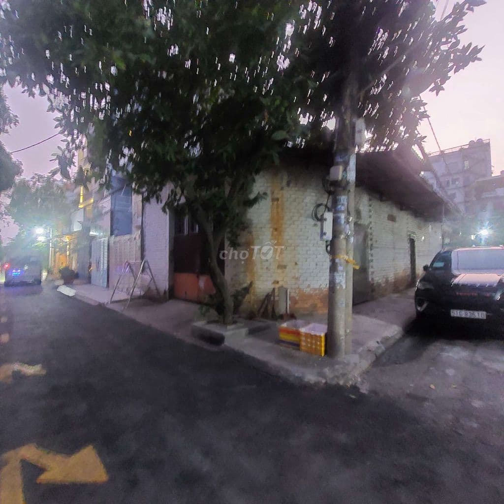 Đất 8x18 góc 2 măt tiền đường 12m ,khu Dương Thị Giang