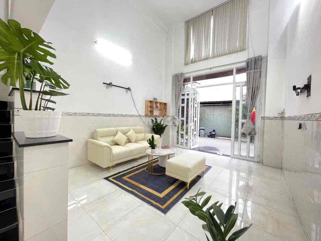 SIÊU HIẾM - NHÀ GẦN PHẠM VĂN ĐỒNG - HẺM XE TẢI THÔNG - GIÁ 6.850 - Ảnh 2