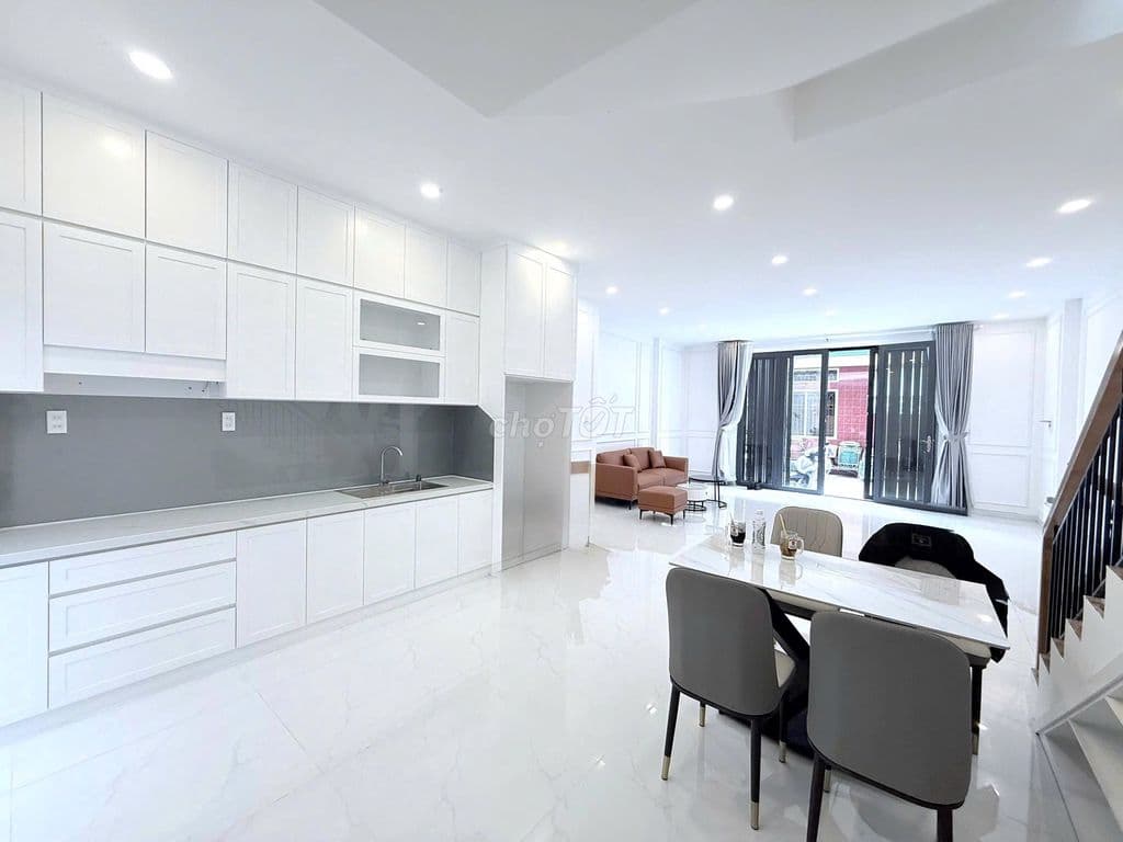 Bán nhà hẻm 5m Đông Hồ-Lý Thường Kiệt ,6x11 ,4 tầng nhà mới giá 8tỷ250 - Ảnh 2