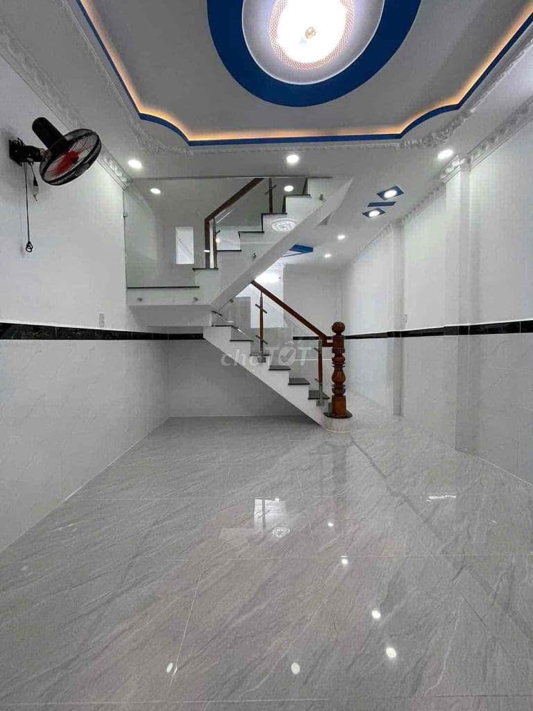 nhà bán thạnh xuân 25, DT 4x9m 1 trệt 1 lầu