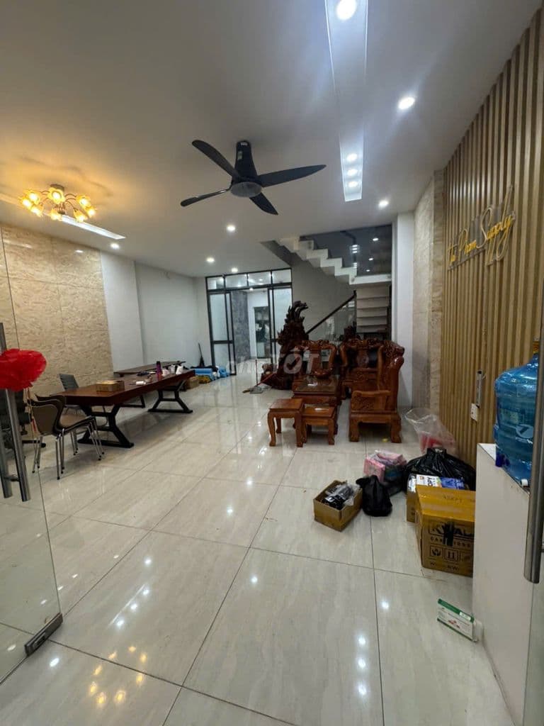 Nhà 6x18m, 3 tầng, 4PN, KDC Bình Hưng, Bình Chánh