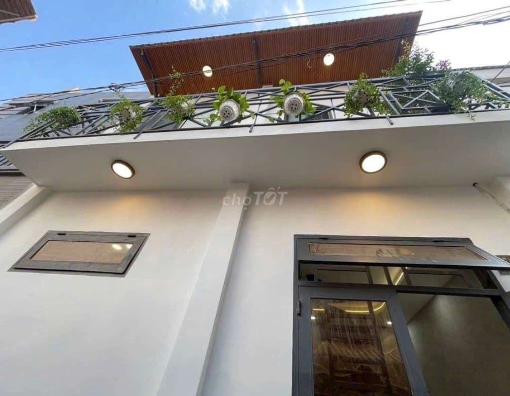 NHÀ ĐẸP QUANG TRUNG, GÒ VẤP ( GẦN NGÃ 5 CHUỒNG CÚN ) GIÁ CHỈ 2.X TỶ