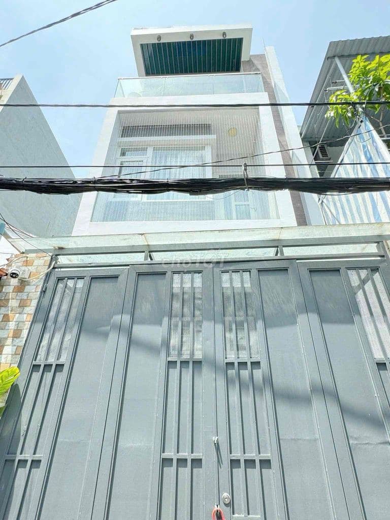 Nhà bán chính chủ 1% môi giới dẫn khách Quang Trung, P.11, GV