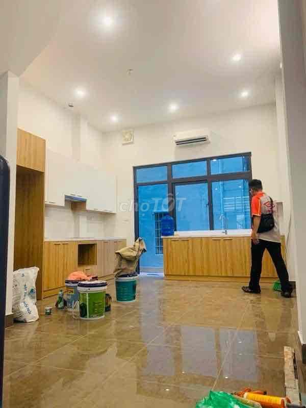 60M x 4 TẦNG, MT 4M - CẢM HỘI, HAI BÀ TRƯNG, NGÕ RỘNG Ở LUN - Ảnh 3