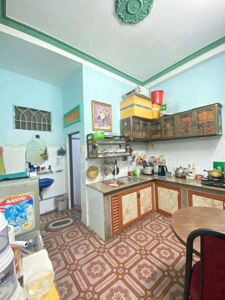 Chỉ 3.7 tỷ Chính Chủ Bán Nhà 40m2 Nhà 2 tầng hẻm hơn 3m rộng sạch sẽ - Ảnh 3