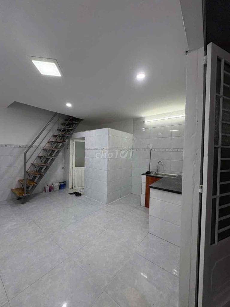 NHÀ GIÁ TỐT 650 Triệu đường Hưng Long-Qui Đức, Hưng Long, Bình Hưng, H - Ảnh 3