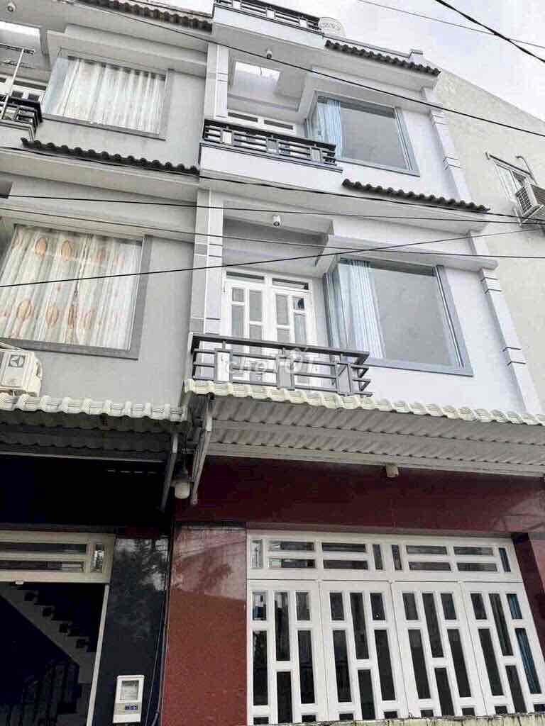🏡 nhà 4m x 11m. hẻm 4m. đường Phú định F16.Q8.
