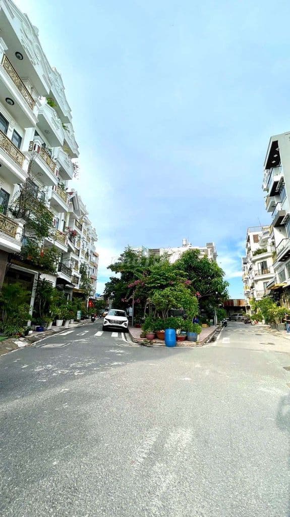 NHÀ 5 TẦNG - CÔNG VIÊN TRƯỚC NHÀ - ĐƯỜNG OTO - Ảnh 2