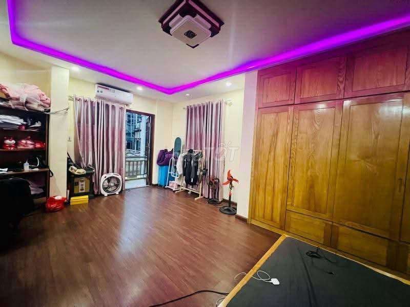 Hoàng Quốc Việt, 3 gác đỗ, ngõ nông thoáng, dân xây KCBT, an sinh tốt - Ảnh 2