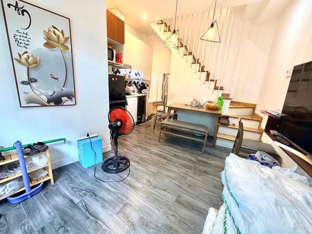 nhà đẹp- hẻm ô tô - Nguyễn kiệm- 4 tầng btct - Ảnh 2